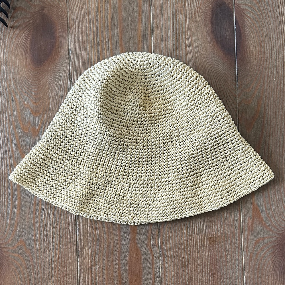 Aritzia Little Moon Truly Bucket Hat